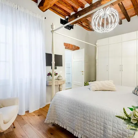 Casa Meg Lägenhet Lucca